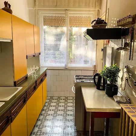 Kisberenyi Apartman Apartament Balatonalmádi